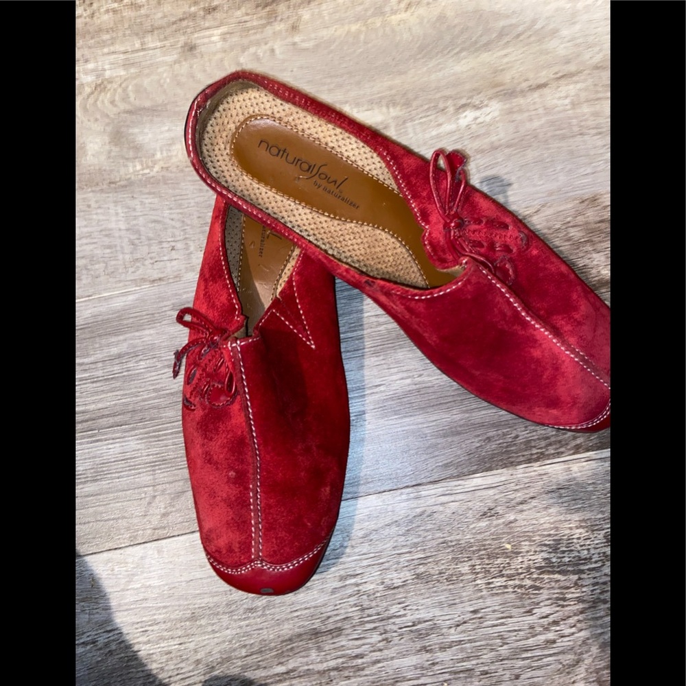 Natural Soul by Naturalizer size 9M Red